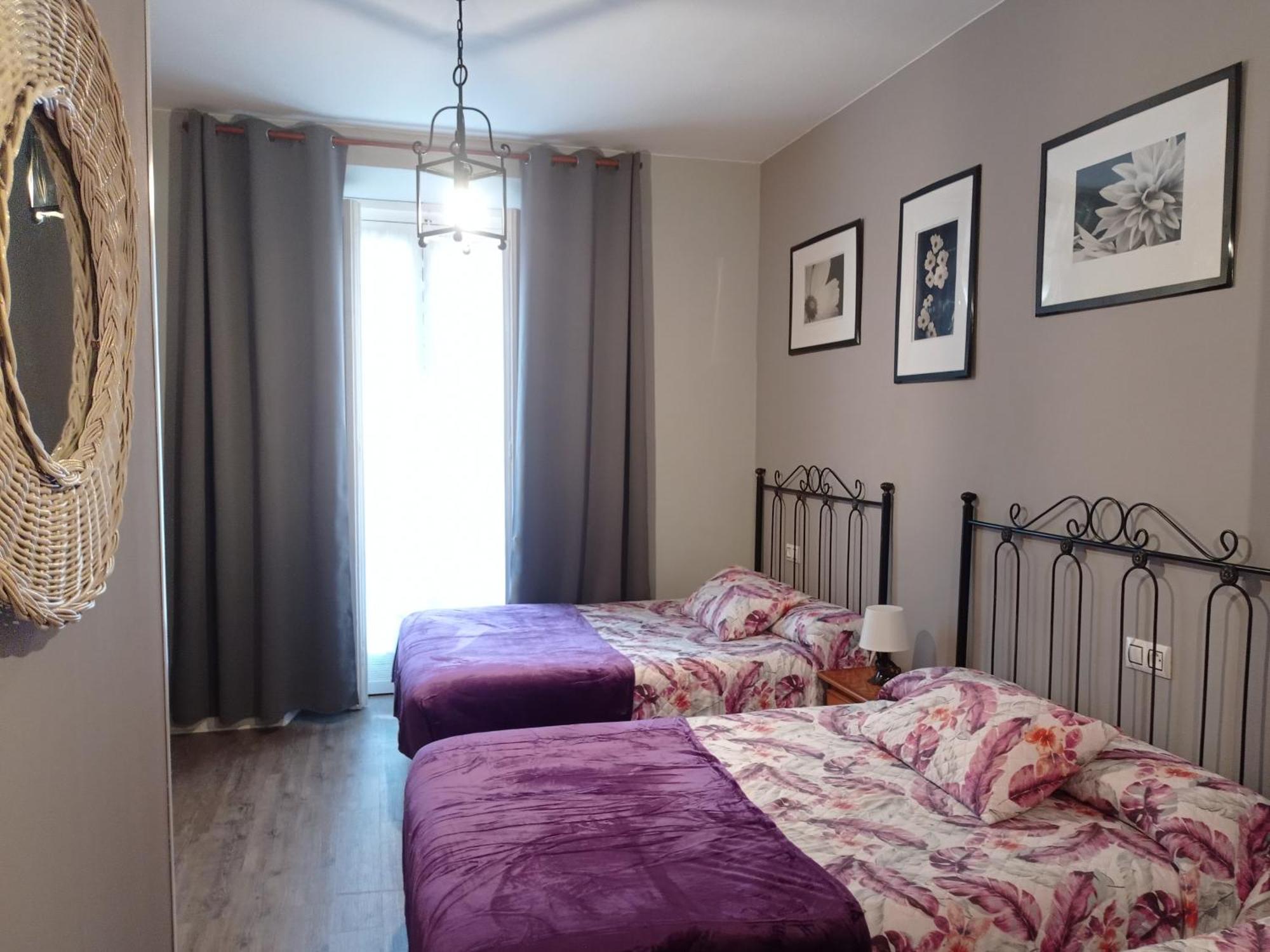 Hospedaje Don Pelayo Gijon Room photo