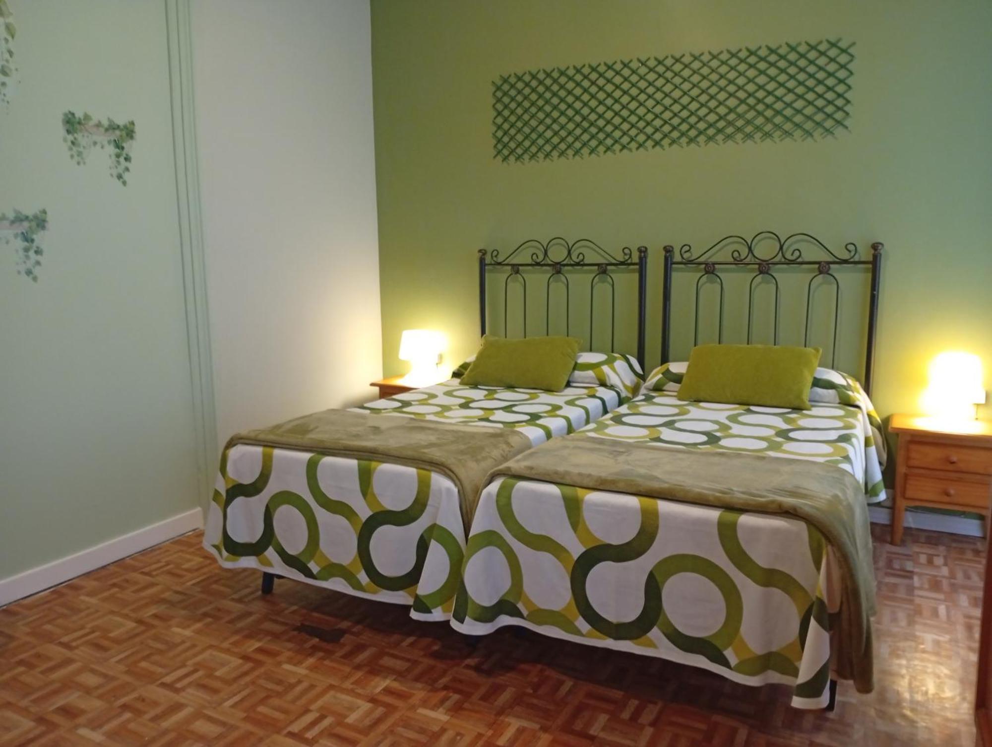 Hospedaje Don Pelayo Gijon Room photo